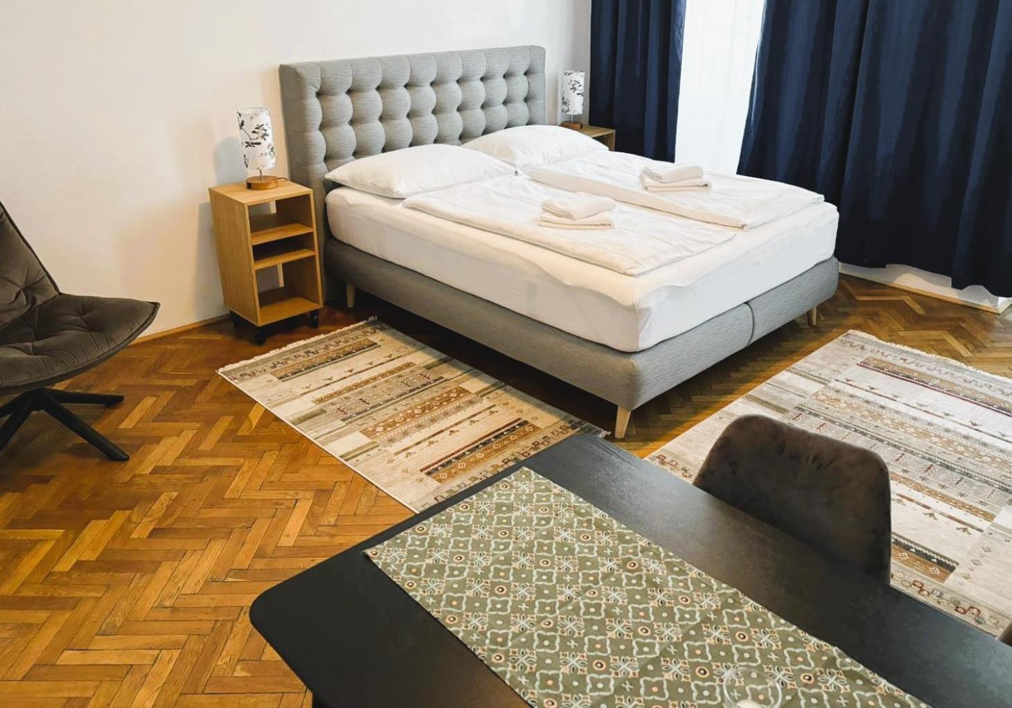 Casa Nostra - Schöne 3-zimmerwohnung Am Augarten *